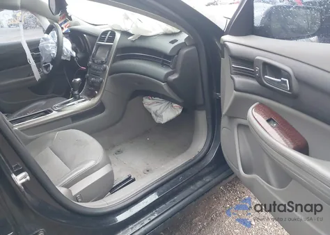 2013 Chevrolet Malibu Eco из США, поврежденный, VIN 1G11D5SR5DF147802